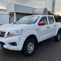 NISSAN NAVARA VISA 163CV 4WD CON GANCIO DI TRAINO