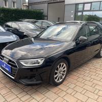 Audi A4 Avant 30 TDI/136 CV S tronic