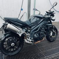 Triumph Speed triple 1050