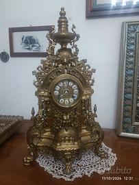 Orologio da tavolo in bronzo pieno