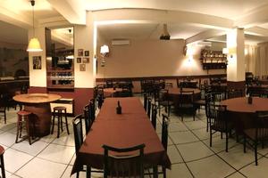 Locale commerciale ex ristorante pizzeria braceria