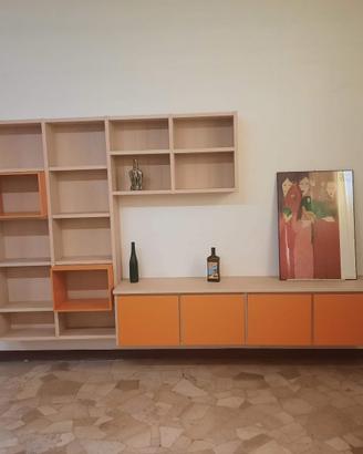 Soggiorno frassino sospeso