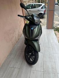 Piaggio Beverly 300 - 2023