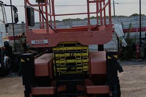 Piattaforma aerea Verticale diesel con stabilizzat
