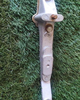Supporto ruota di scorta Vespa 50 Piaggio