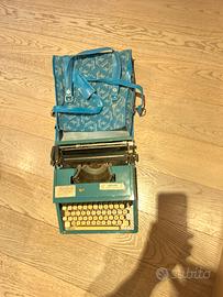 Macchina da scrivere da collezione