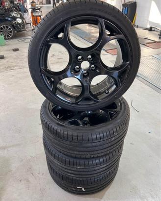 Gomme pirelli 21”cerchi orig.alfa romeo tpms nuovo