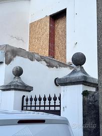 Capitelli in Marmo realizzati a mano