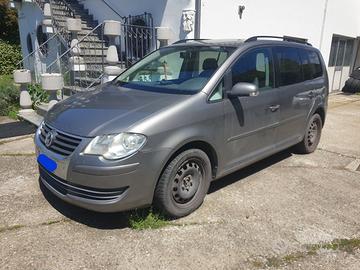 VW Touran 2.0 metano
