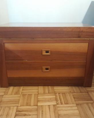 Cassettiera e comodini legno 