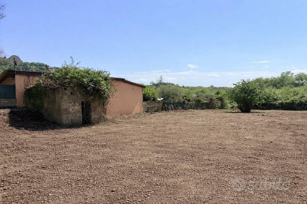 Rustico / Casale di 5500 m² a Trevignano Romano - Vista 4