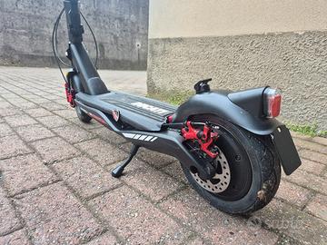 monopattino Ducati pro 3 R 