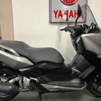 Yamaha X-Max 250