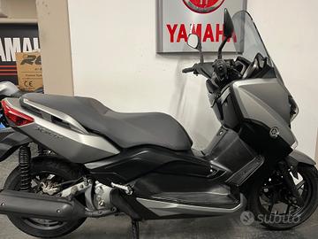 Yamaha X-Max 250
