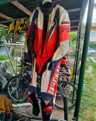 tuta moto