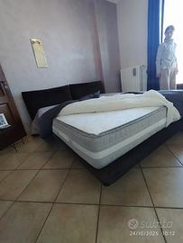 Letto matrimoniale