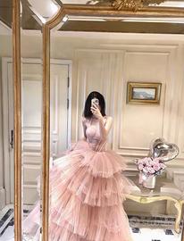 Abito elegante rosa cipria in tulle