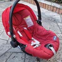 Ovetto/seggiolino auto Chicco - colore rosso