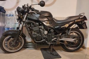 Triumph Trident 750 anno 1994