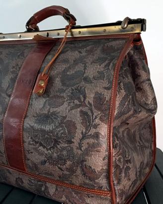 VOGUE valigia vintage stile diligenza