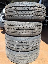 Gomme 215 70 15 C estive Barum