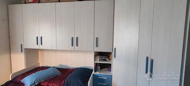 Armadiatura con letto incorporato