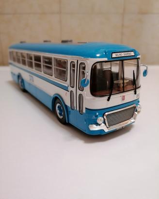 Modellini storici autobus Italiani