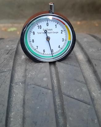 2 gomme 275 30 20
