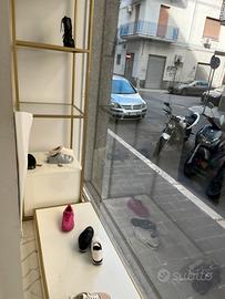 Arredamento completo negozio