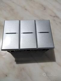 Pulsanti bTicino axolute HC 4003