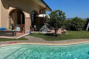 PORZIONE DI BIFAMILIARE A SANT'ANGELO ROMANO