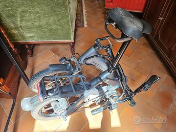 Bici piegh. a pedalata assistita Hitway