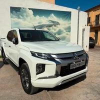 Mitsubishi L200 Double Cab Mitsubishi L200 d.cab 2