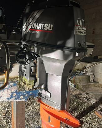 Fuoribordo Tohatsu 90