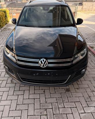 VOLKSWAGEN TIGUAN 2.0 TDI 140 CV – NERA – 2012