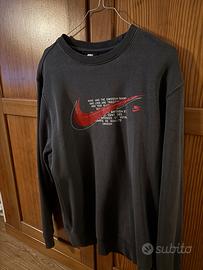 Felpa Nike grigio scuro effetto vintage