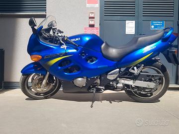 Suzuki GSX 600 F