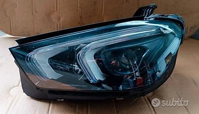 Faro anteriore sinistro Mercedes Benz GLE