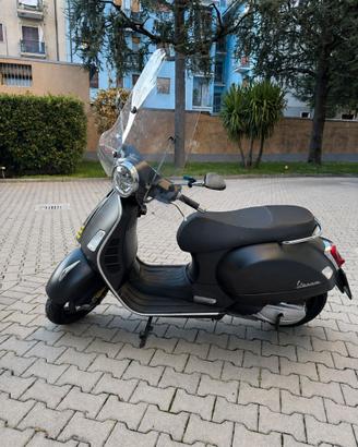 VESPA GTS SUPERTECH 300HPE 2022 UNICO PROPRIETARIO