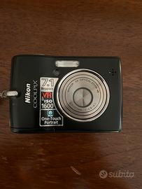 Macchina fotografica Nikon Coolpix L12
