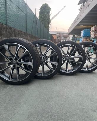 4 cerchi diamantati originali Audi + gomme
