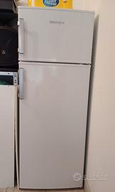 Frigorifero con congelatore, marca Electroline