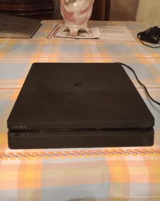 PS4 con 12 giochi 