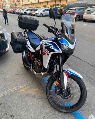 Honda Africa Twin ES 2024