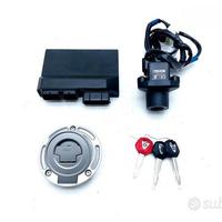 chiavi serrature e Centralina Ecu Yamaha R1 R1M 20