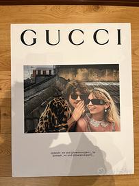Insegna pubblicitaria Gucci occhiali