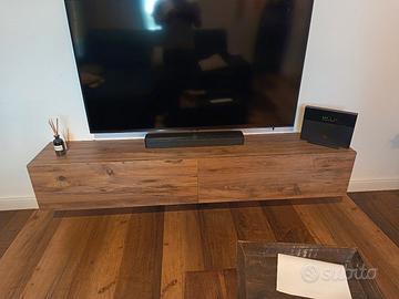 mobile sotto tv