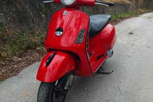 Vespa 250 GTS - 2007