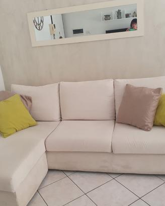 divano  in alcantara