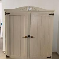 Ghiacciaia arte povera / country color burro